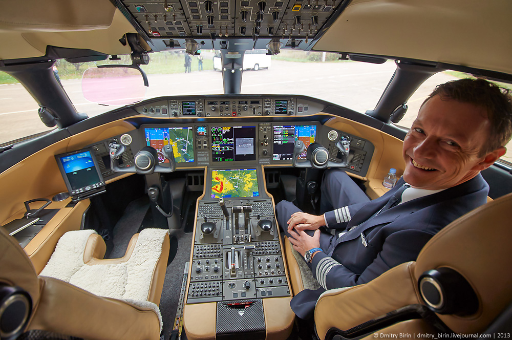 самолет Bombardier Global 6000